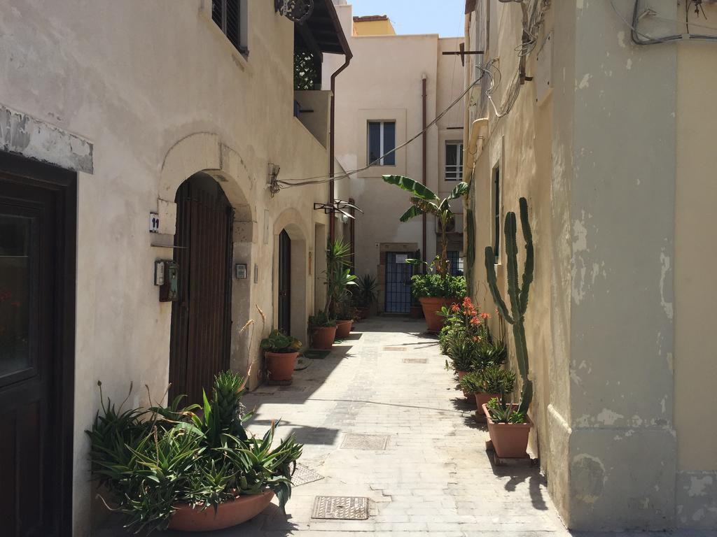 La Rosa Di Ortigia